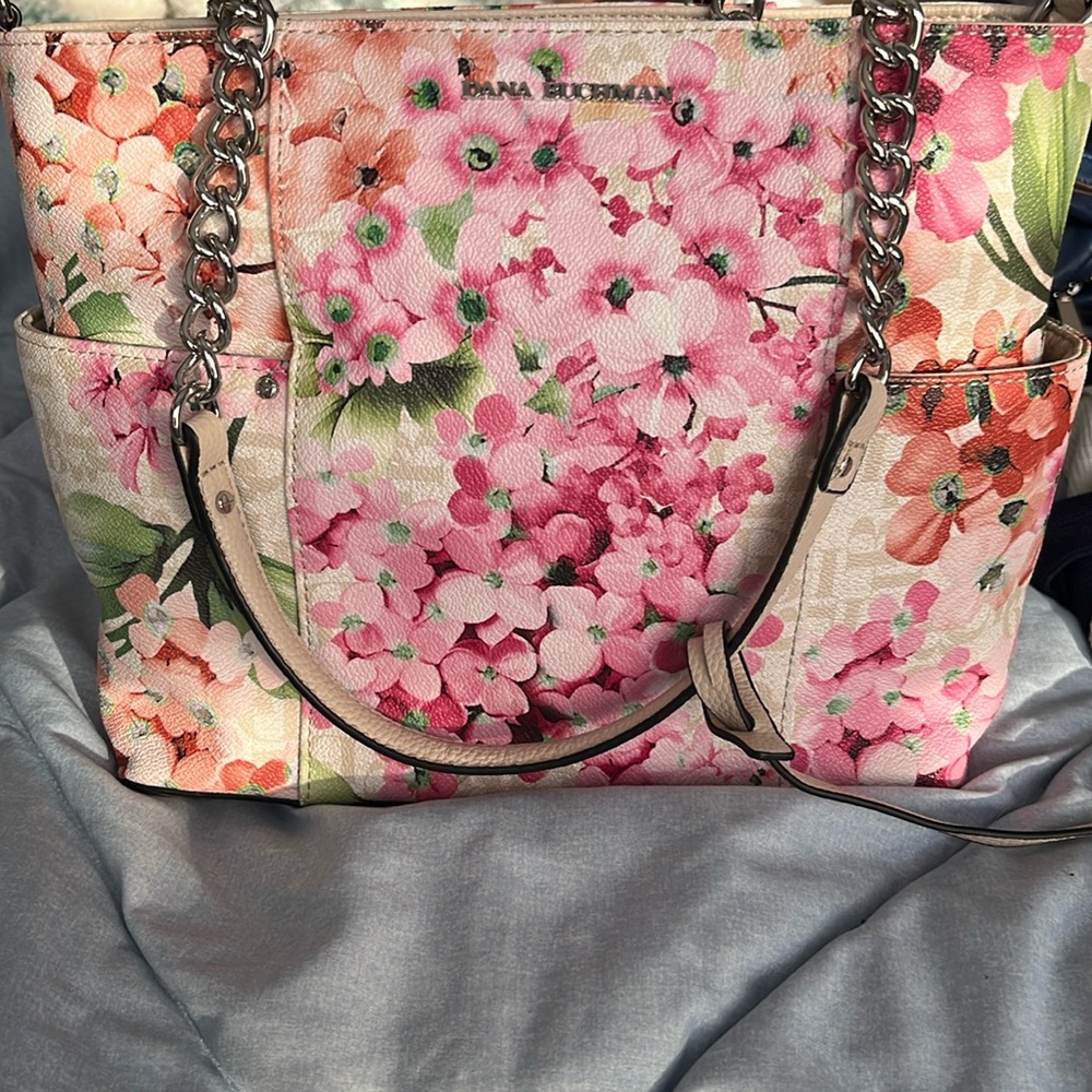 Floral bag from Dana Buchman. Very good condition. Not used much.